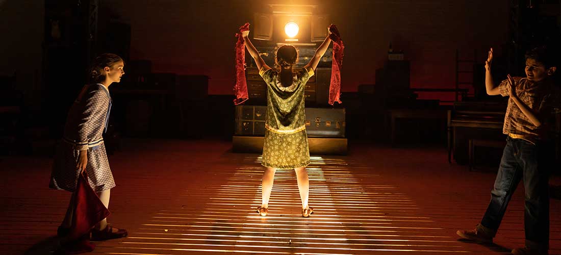 Margaret Hourdequin, Yuvraj Sathe, and Bebhinn Knudsen in the Railway Children. Photo by Mark Washburn